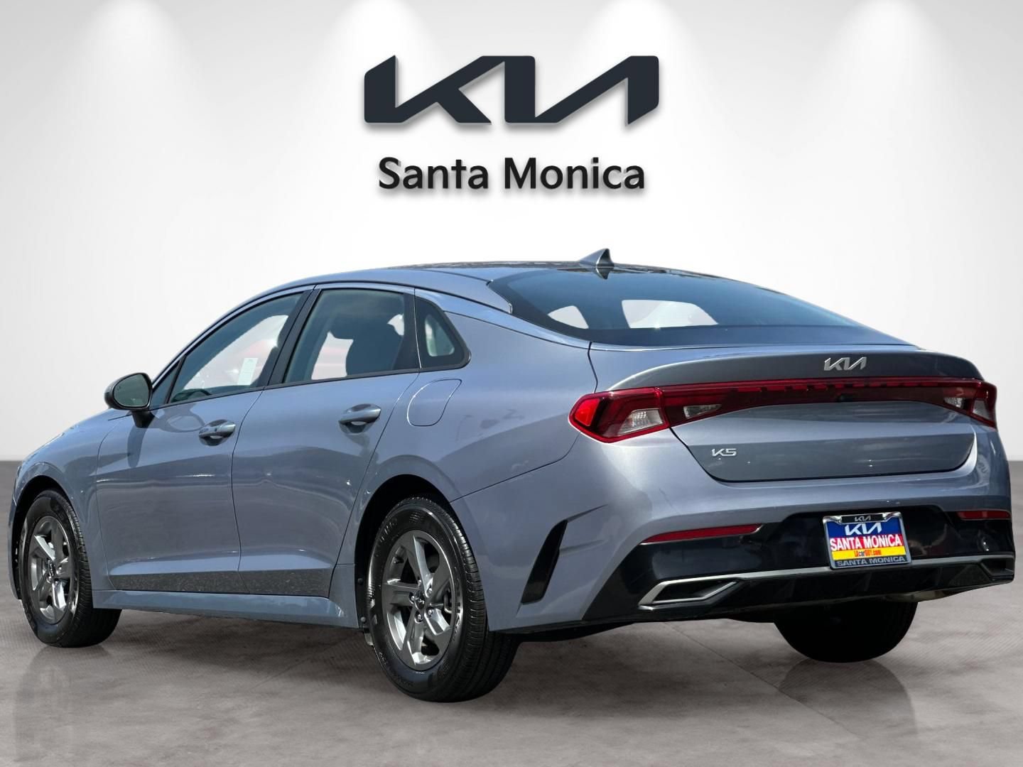 Used 2023 Kia K5 LXS FWD image 4