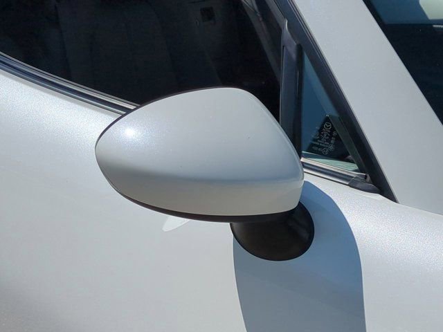 Used 2018 MAZDA MX-5 Miata RF Grand Touring image 11