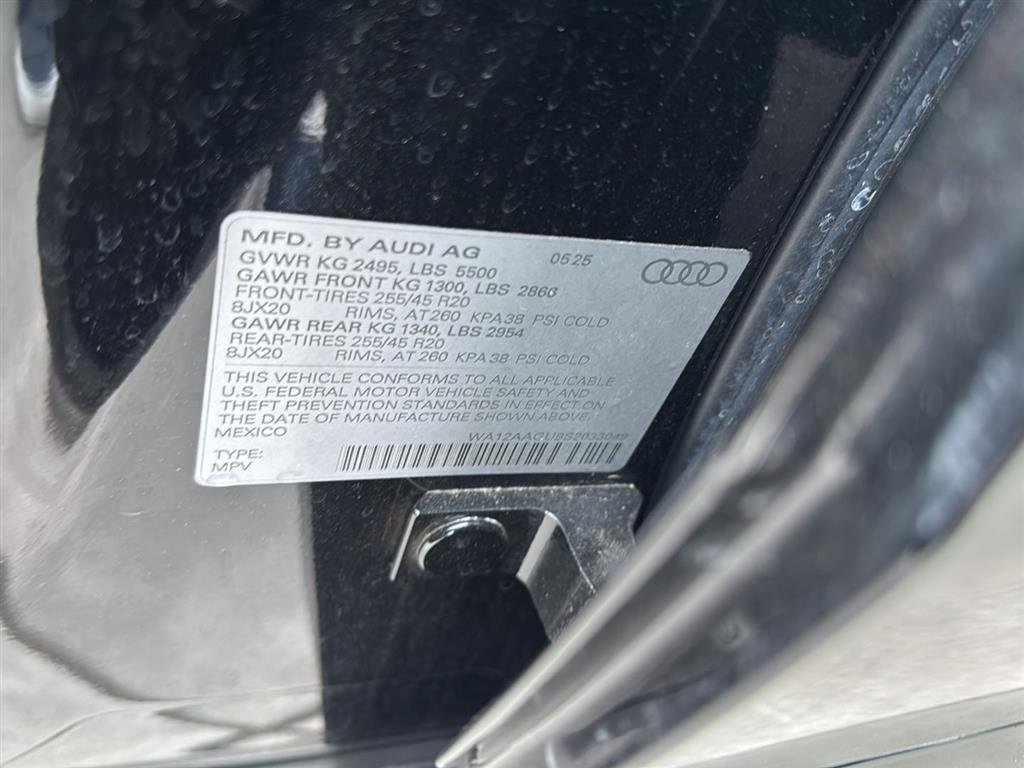 Used 2025 Audi Q5 Premium Plus w/ Premium Plus image 15