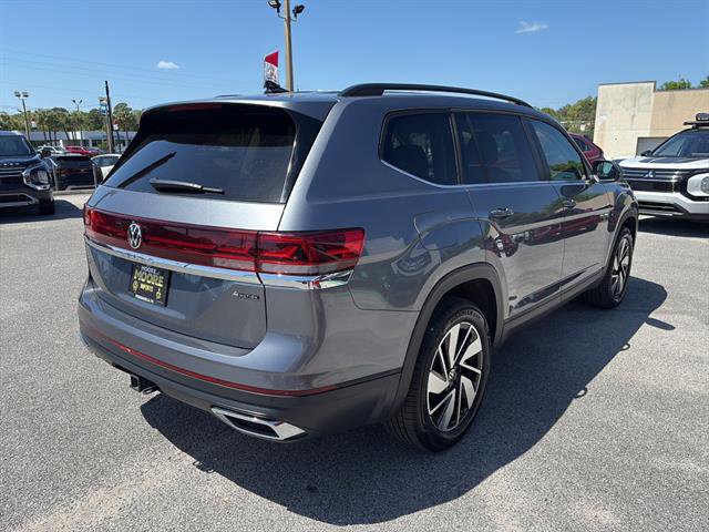 Certified 2025 Volkswagen Atlas SE image 5