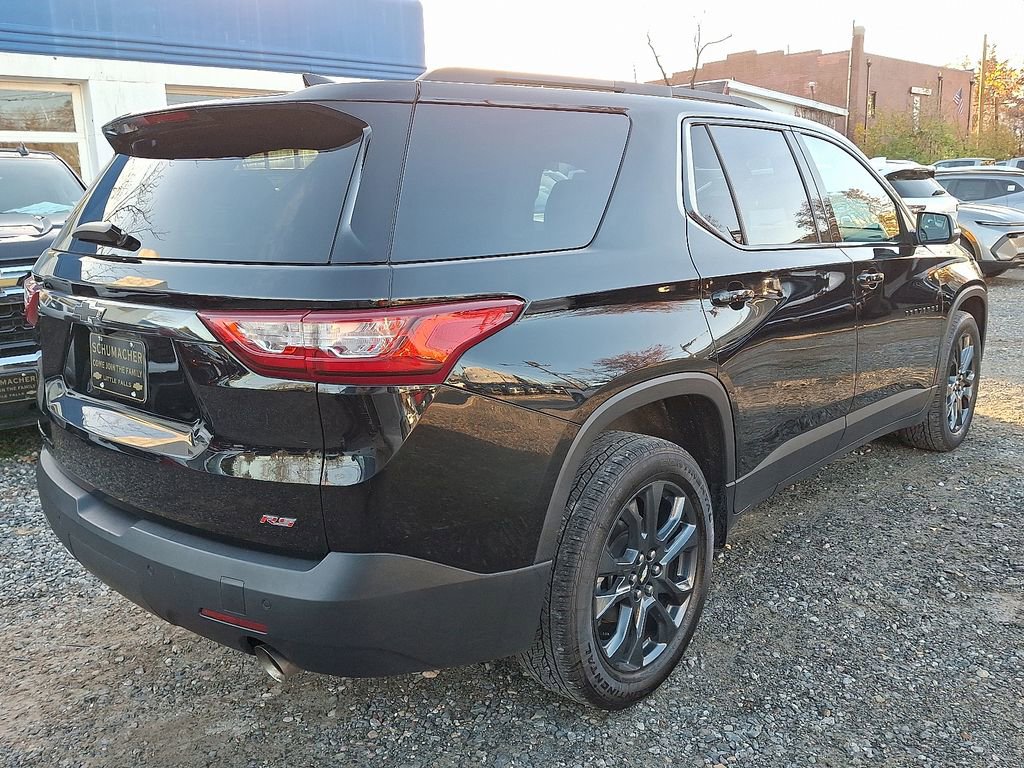 Used 2021 Chevrolet Traverse RS w/ LPO, Floor Liner Package image 8
