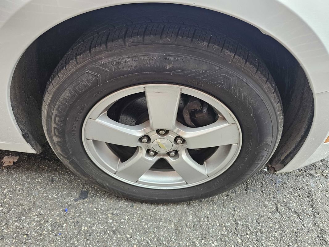 Used 2016 Chevrolet Cruze LT image 7