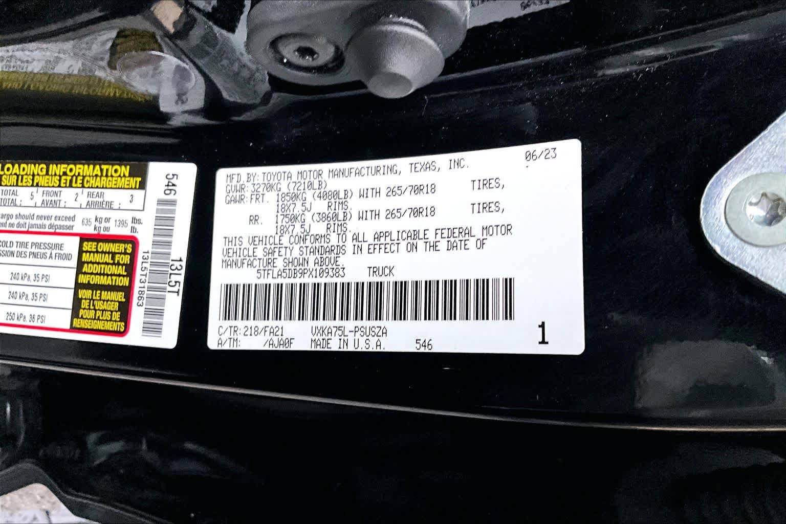 Used 2023 Toyota Tundra SR5 w/ SR5 Convenience Package AWD/4WD image 34