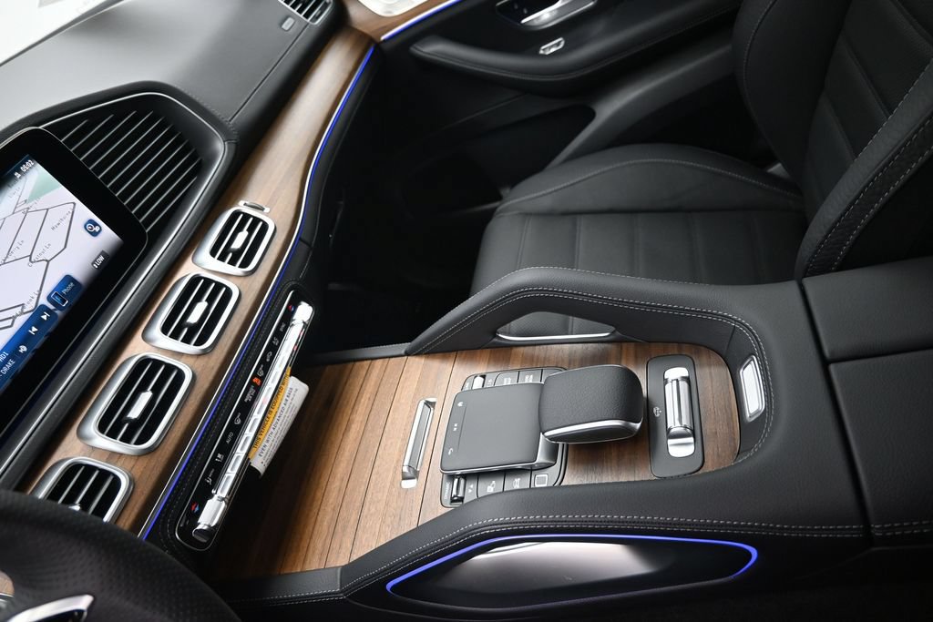 New 2026 Mercedes-Benz GLS 580 4MATIC image 15