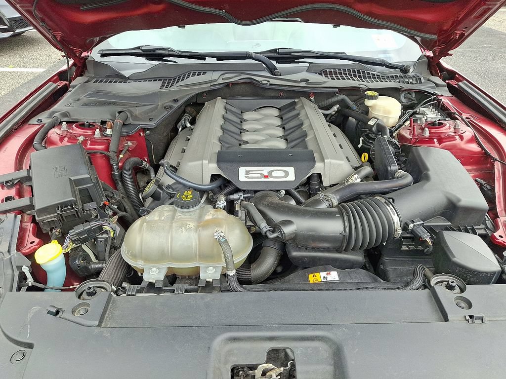 Used 2017 Ford Mustang GT Premium RWD image 28