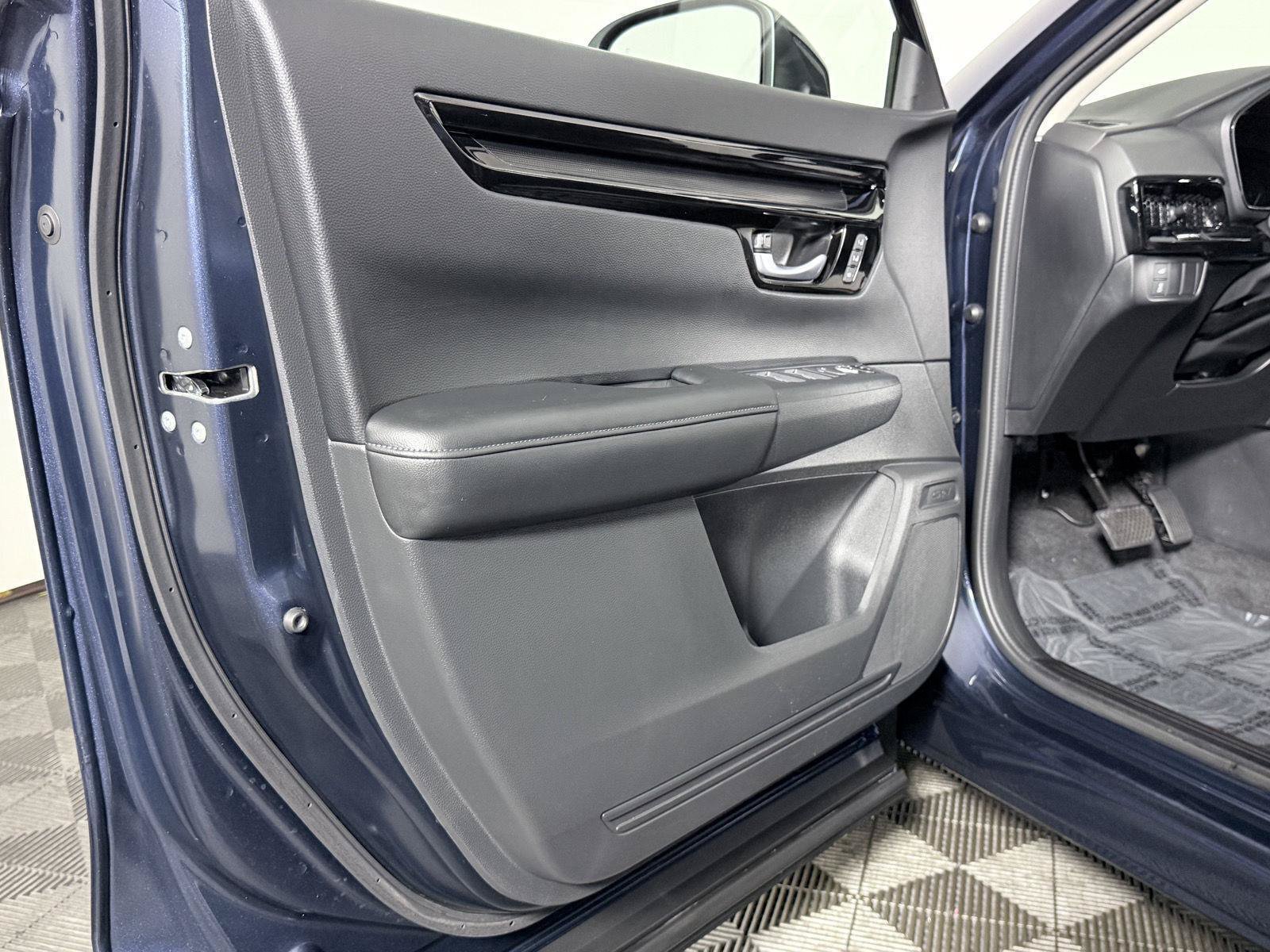 Used 2024 Honda CR-V EX-L image 23