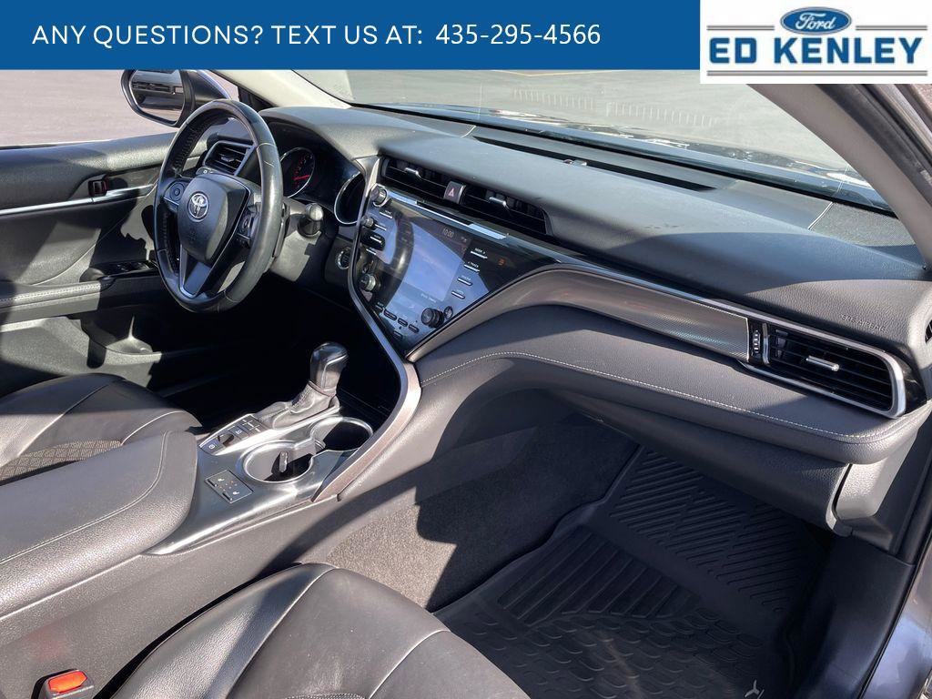 Used 2020 Toyota Camry XSE FWD image 26