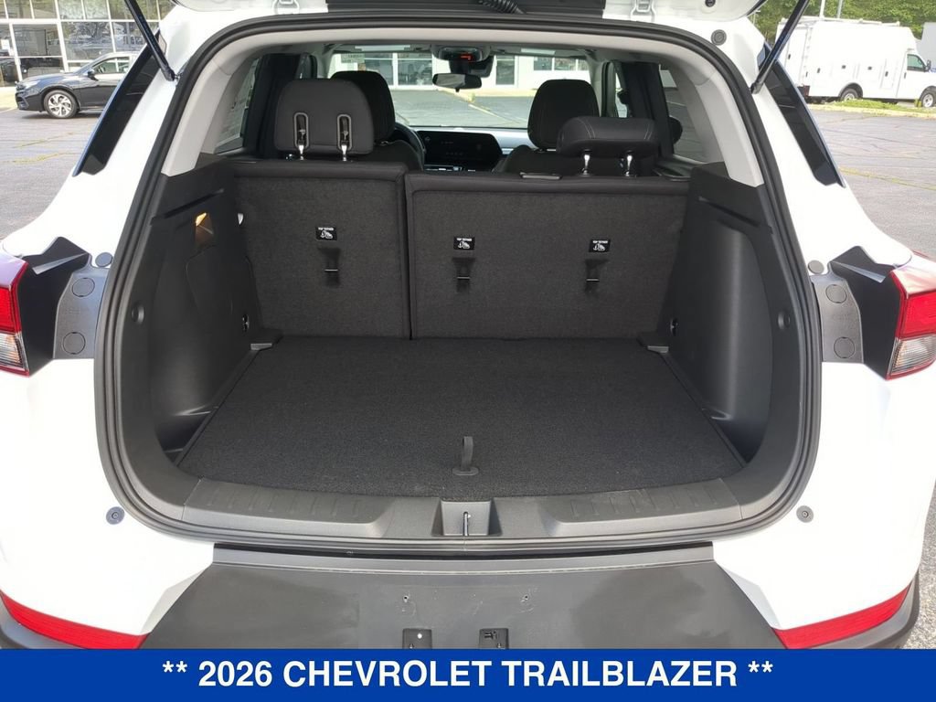 New 2026 Chevrolet TrailBlazer LT w/ Midnight Edition AWD/4WD image 5