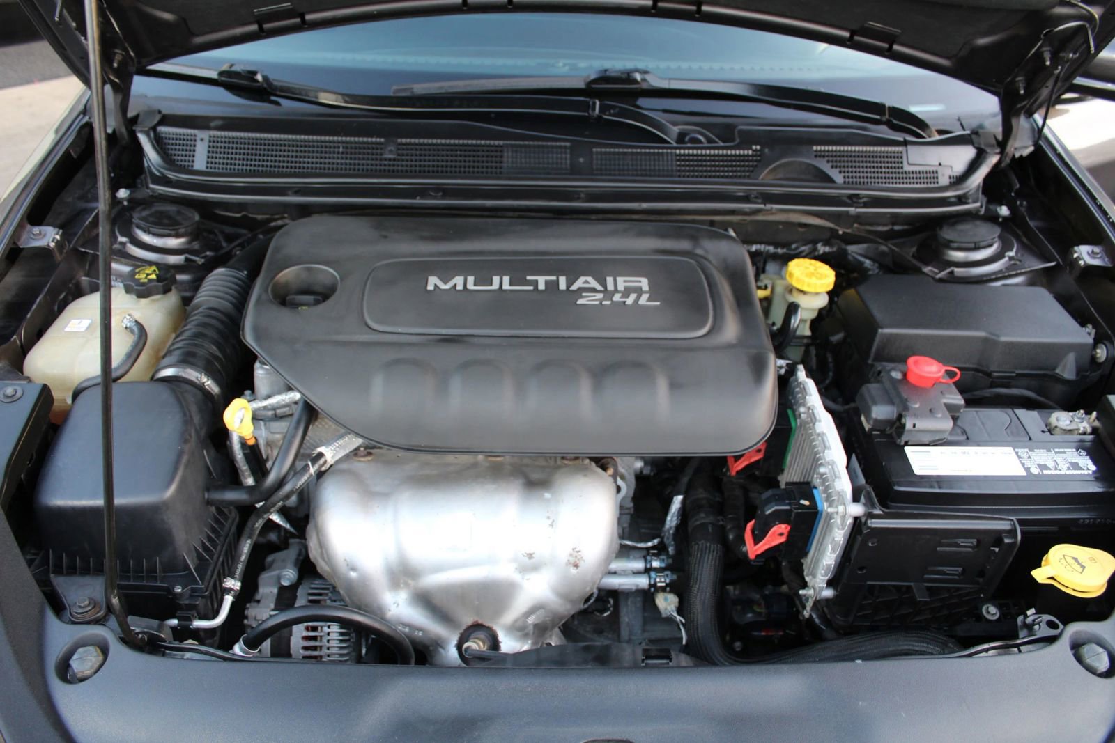 Used 2015 Dodge Dart SXT FWD image 26