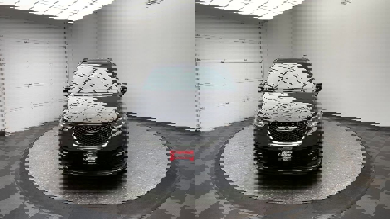 Used 2022 Chrysler Pacifica Touring AWD/4WD image 33