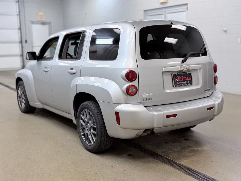 Used 2010 Chevrolet HHR LT FWD image 7