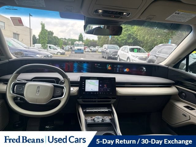 Used 2024 Lincoln Nautilus Reserve w/ Equipment Group 202A AWD/4WD image 17