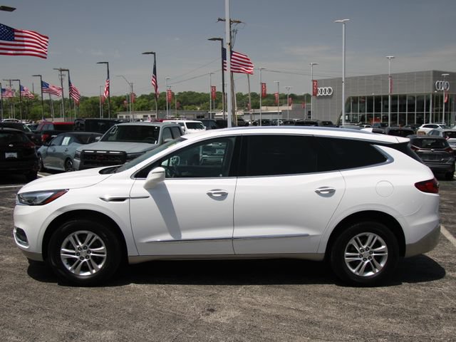 Used 2020 Buick Enclave Essence FWD image 2