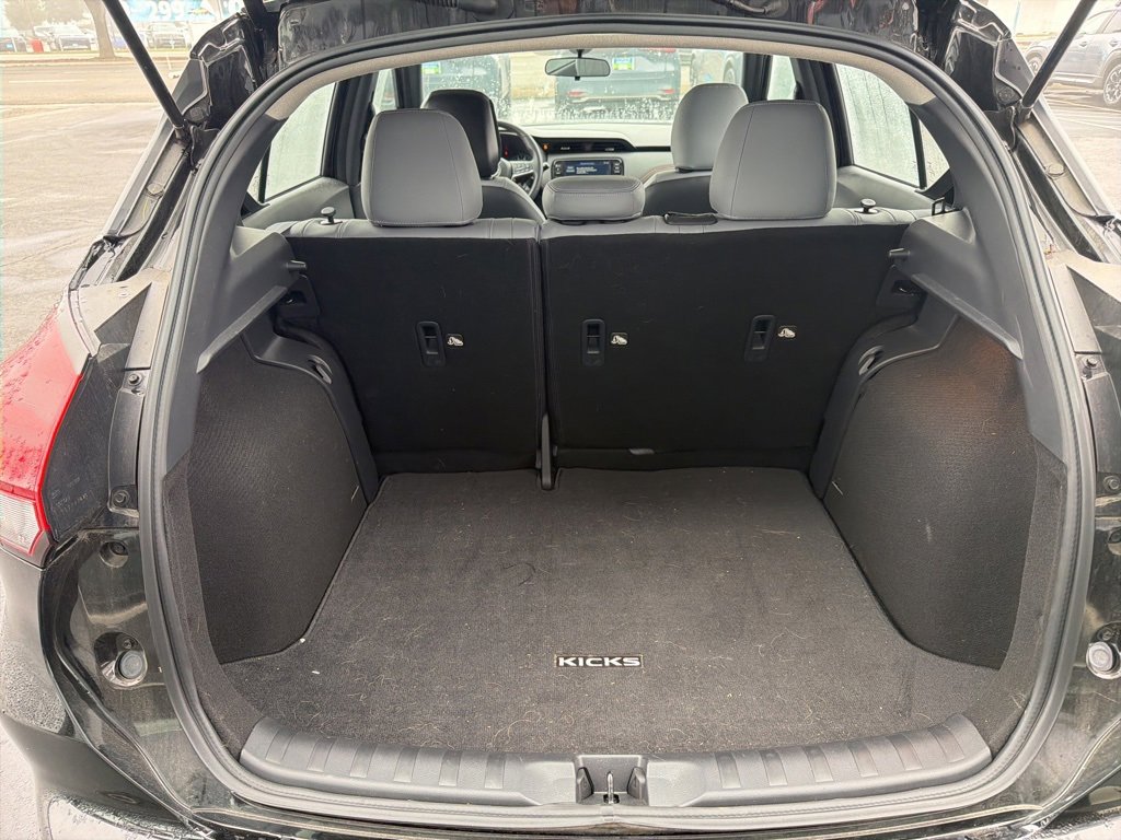 Used 2024 Nissan Kicks SR w/ SR Premium Package image 7