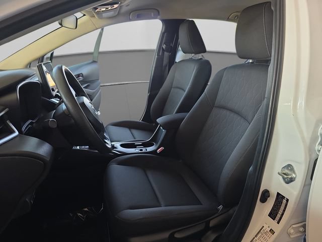 Used 2024 Toyota Corolla LE w/ LE Convenience Package FWD image 12