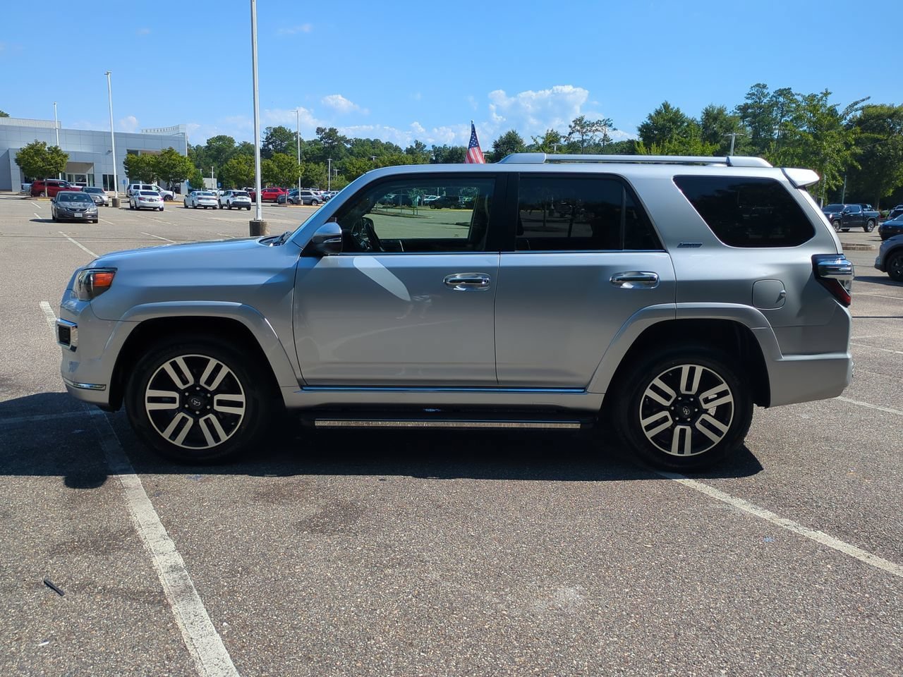 Used 2016 Toyota 4Runner Limited AWD/4WD image 7