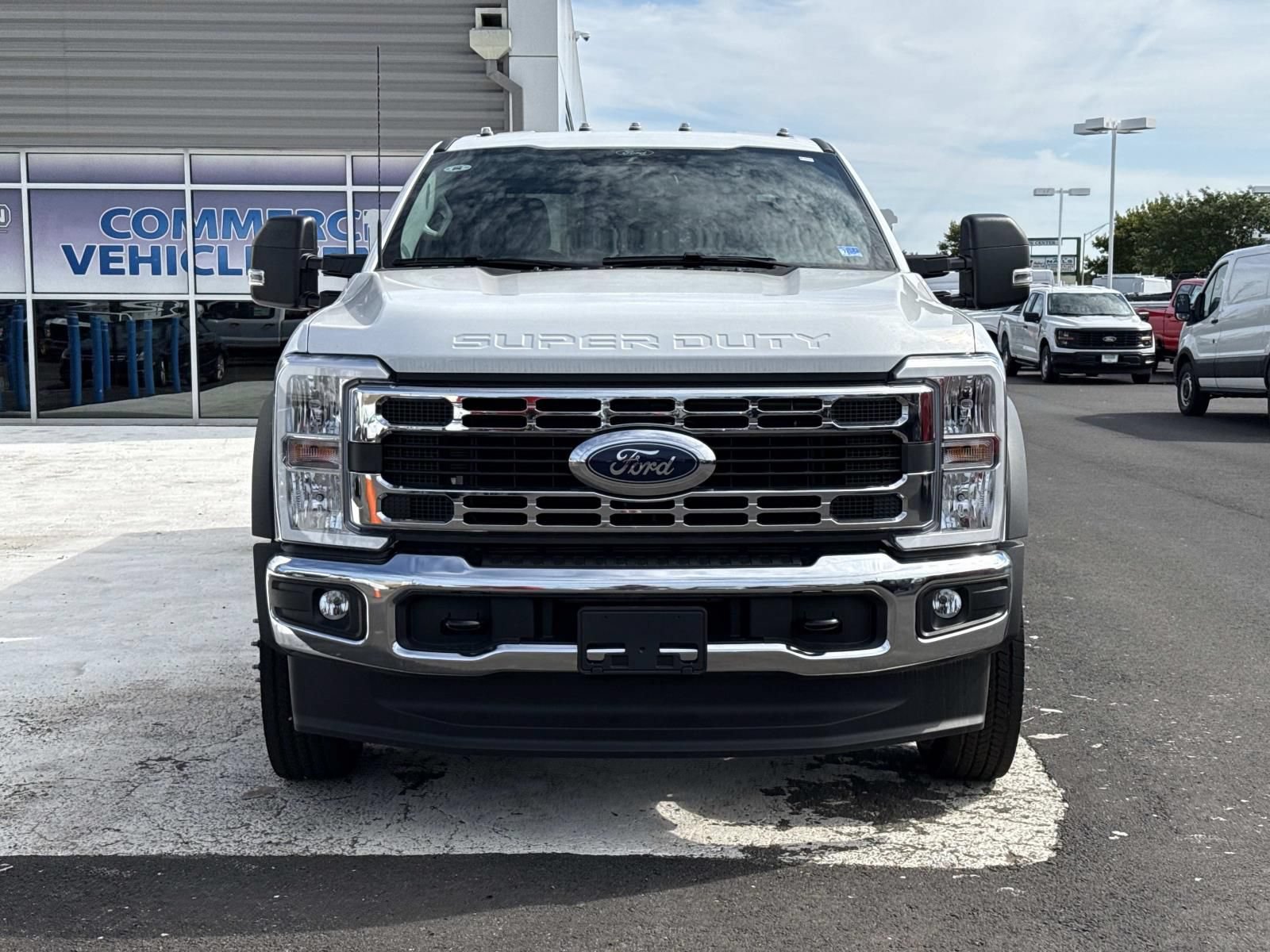 New 2026 Ford F550 4x4 Supercab Super Duty image 8