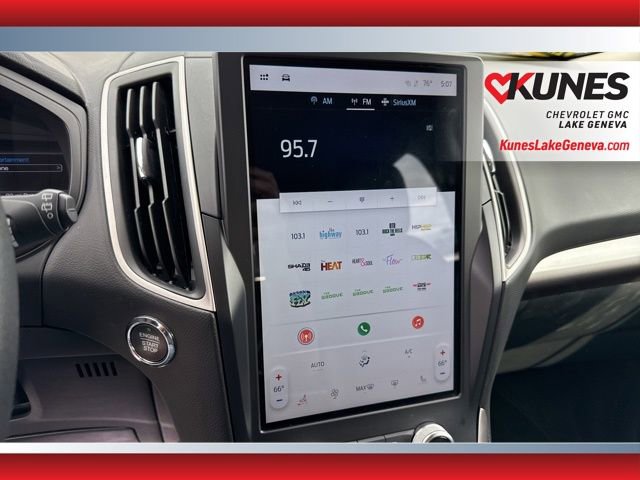 Used 2024 Ford Edge SEL image 35