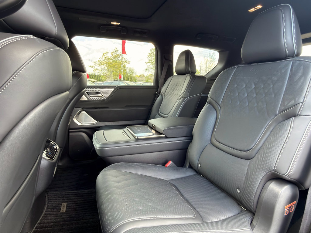Used 2025 INFINITI QX80 Autograph image 23