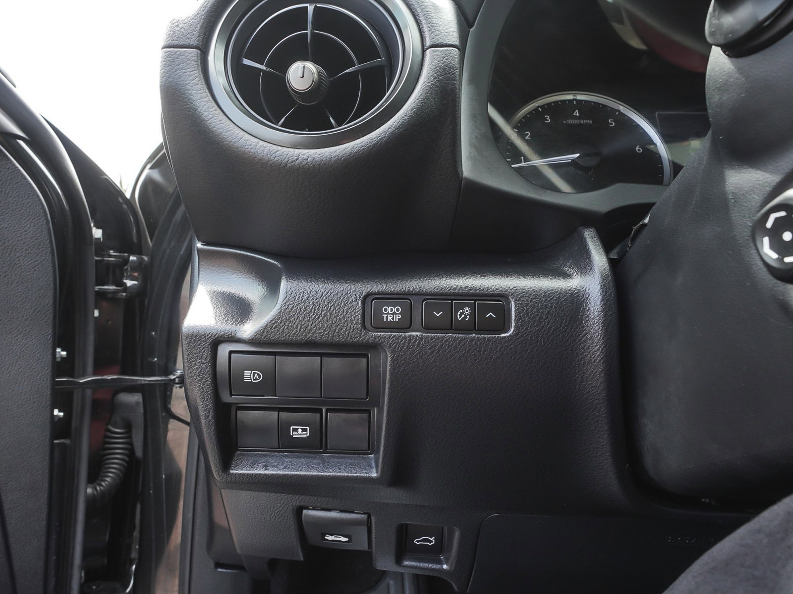 Used 2023 Lexus IS 300 AWD w/ Premium Package image 16