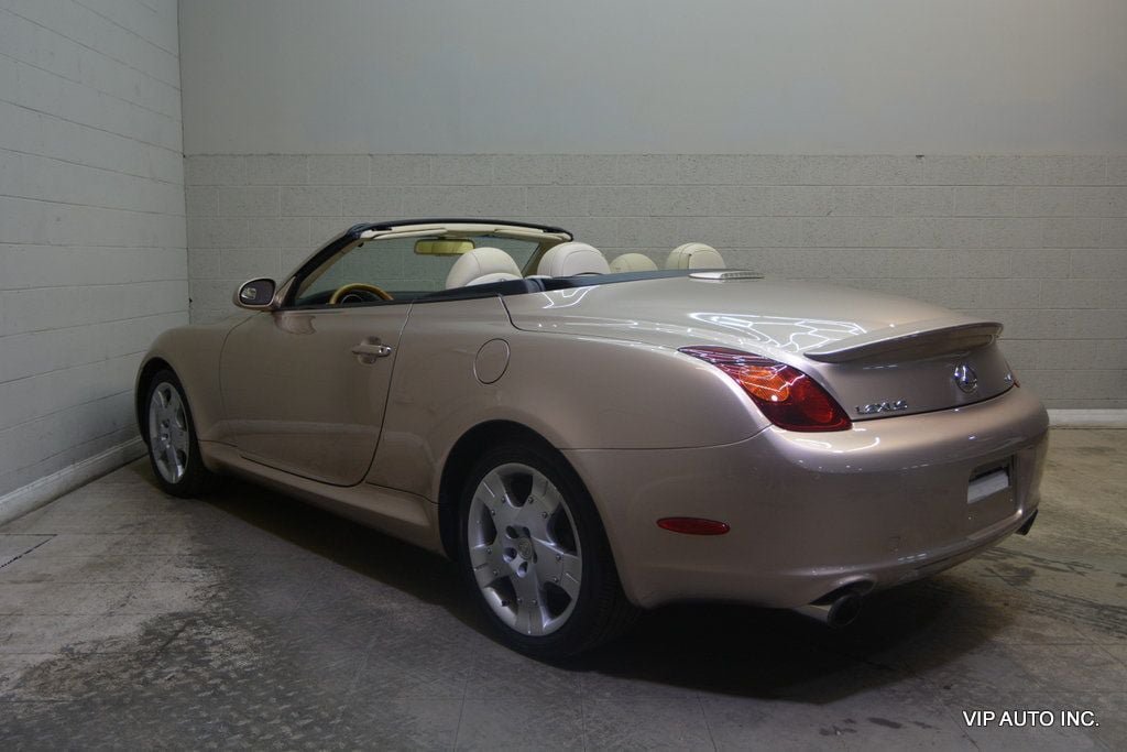 Used 2004 Lexus SC 430 Convertible RWD image 12