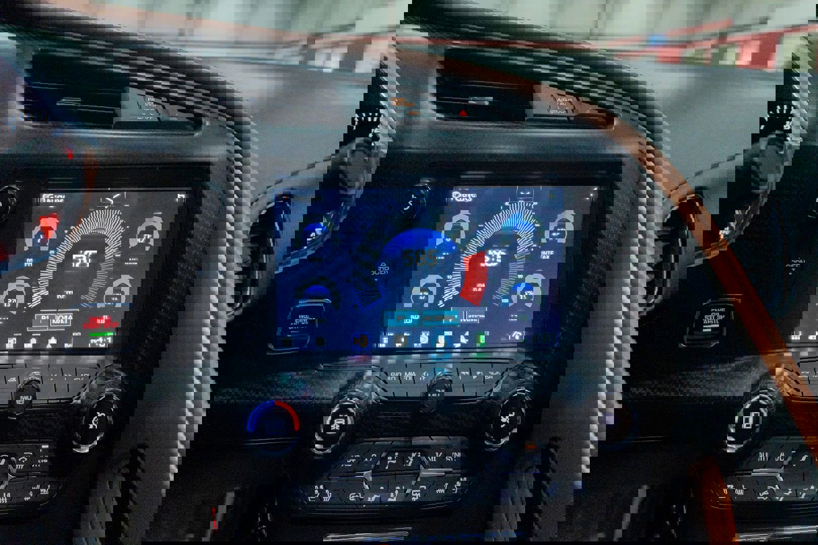 Used 2015 Chevrolet Corvette Z06 w/ 3LZ Preferred Equipment Group image 45