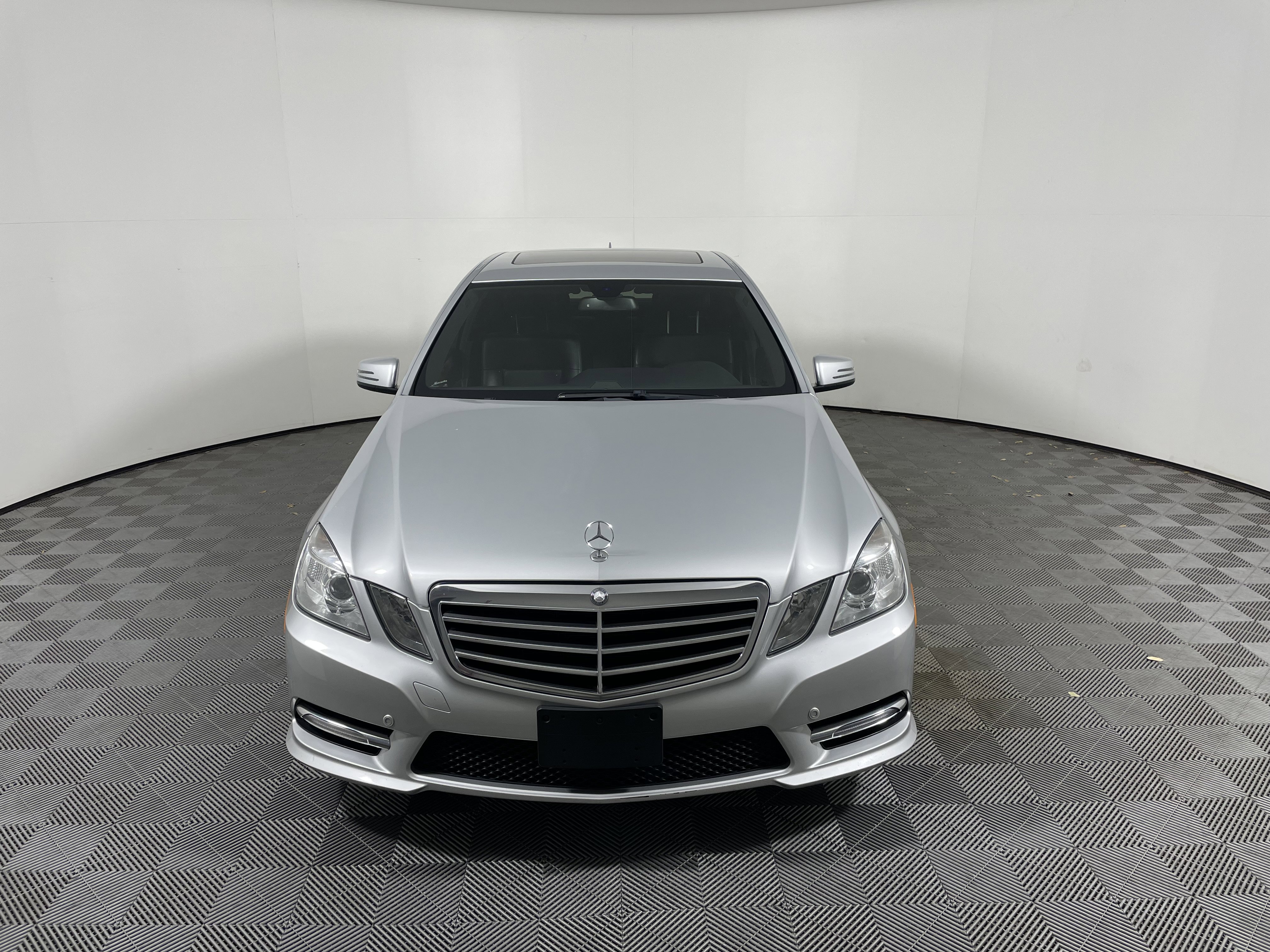 Used 2013 Mercedes-Benz E 350 4MATIC Sedan image 8