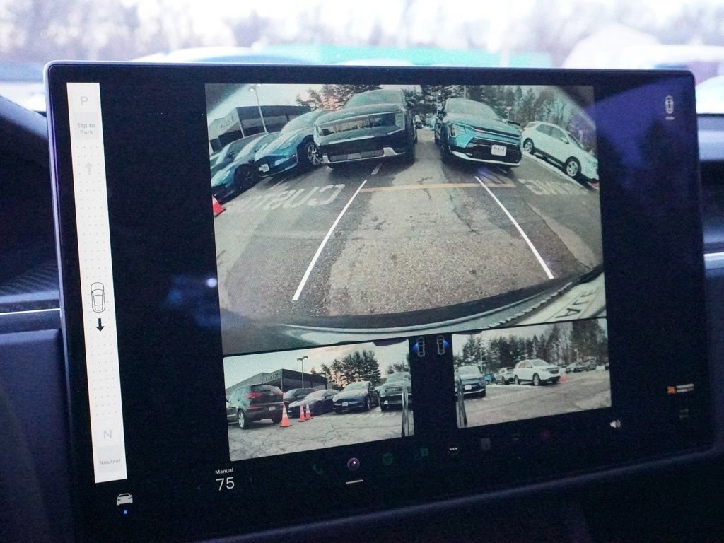 Used 2021 Tesla Model S Plaid image 37