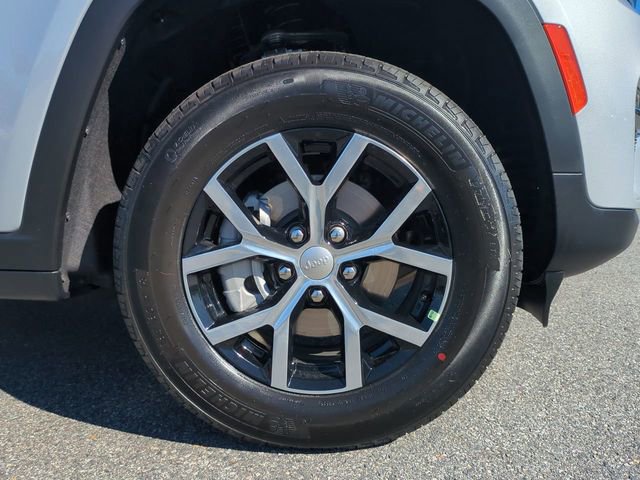 New 2025 Jeep Grand Cherokee Limited w/ Trailer Tow Package image 11