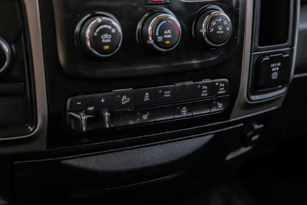 Used 2017 RAM 2500 Big Horn w/ Sport Appearance Group image 25