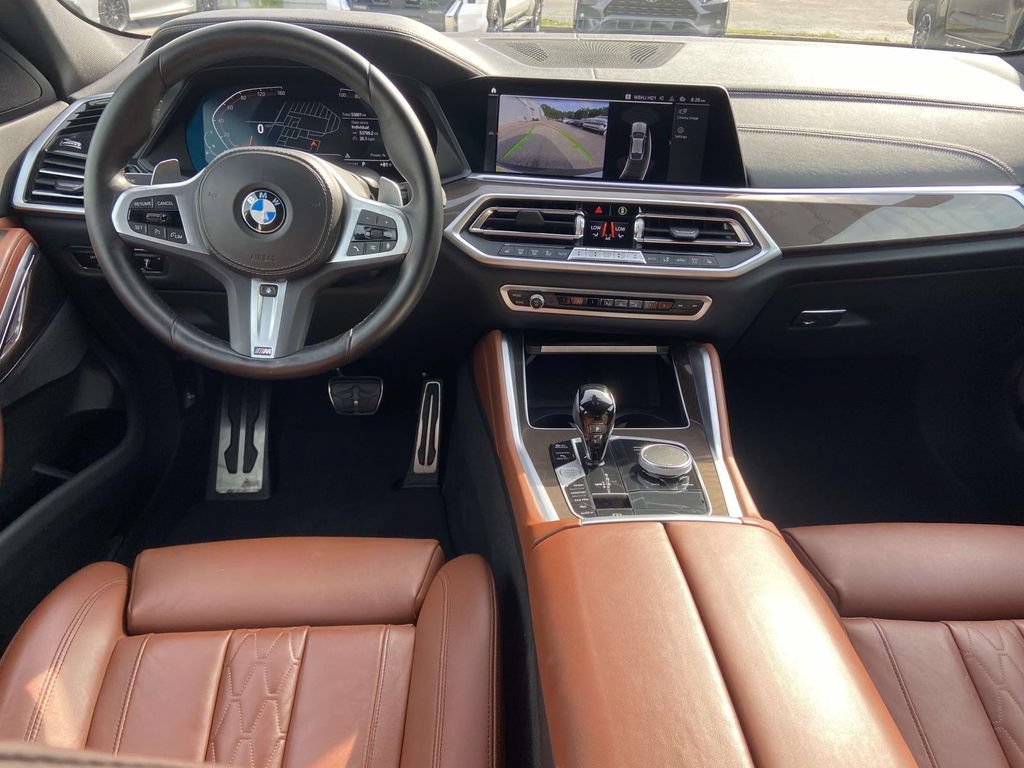 Used 2022 BMW X6 xDrive40i w/ M Sport Package AWD/4WD image 12
