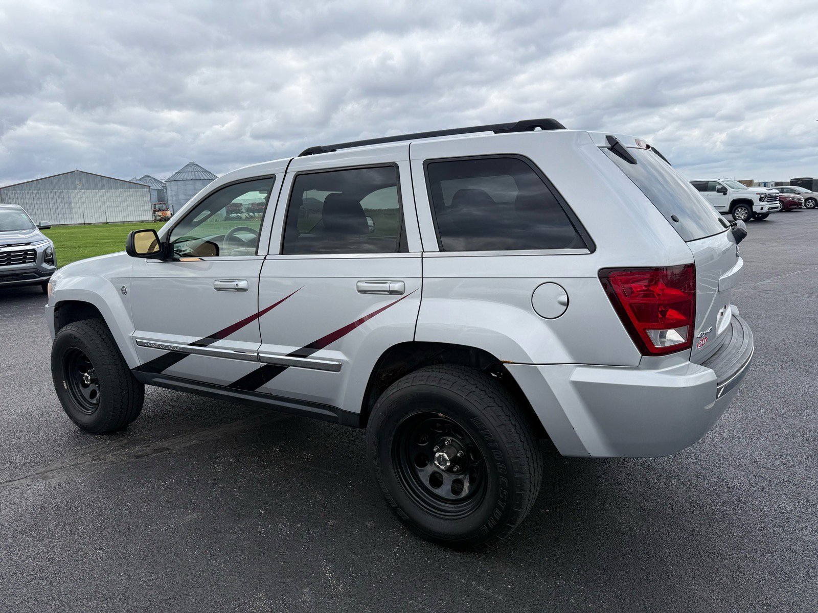 Used 2005 Jeep Grand Cherokee Limited AWD/4WD image 3
