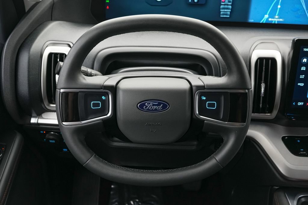 Certified 2025 Ford Expedition Active AWD/4WD image 14