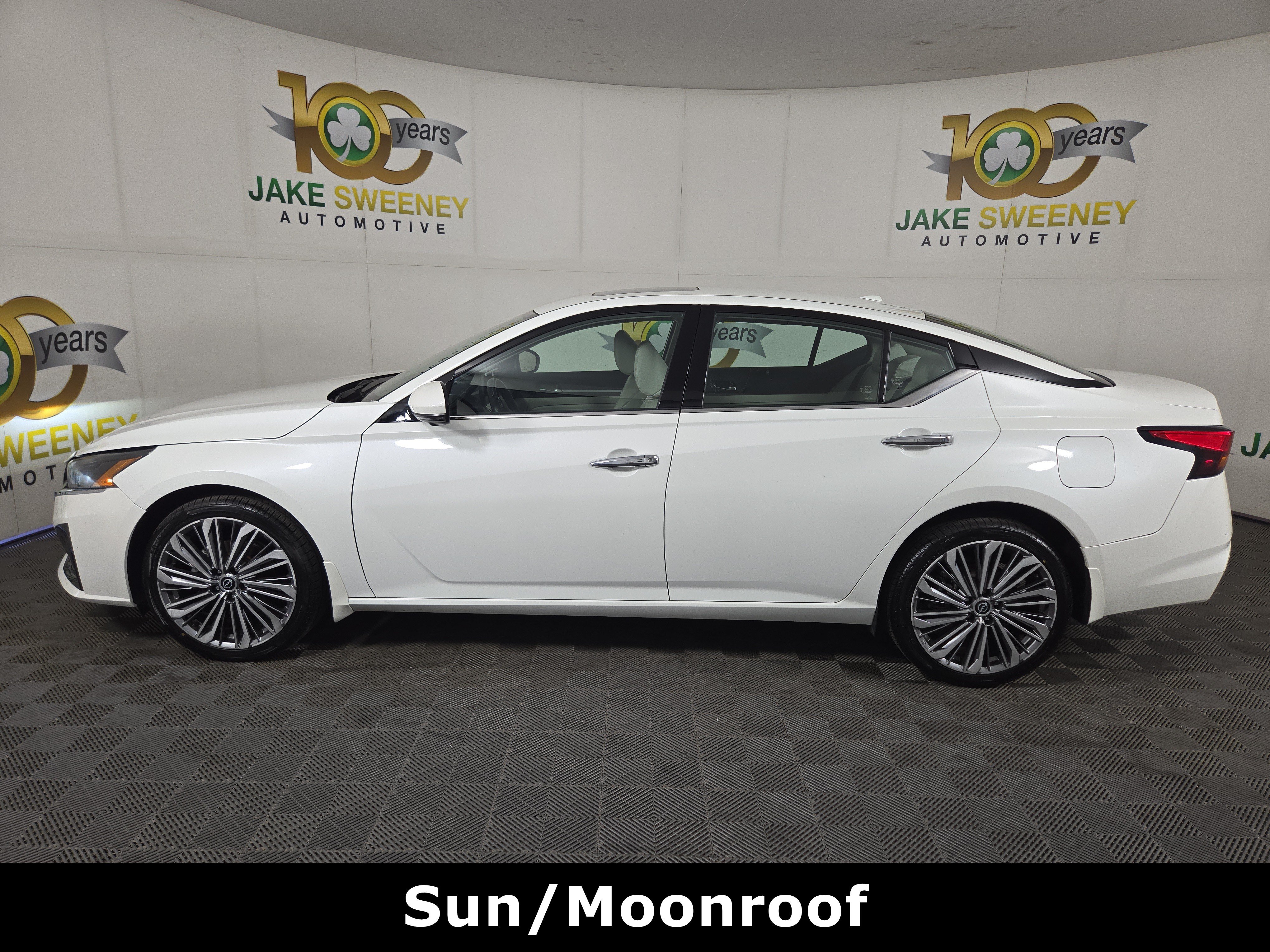 Used 2023 Nissan Altima 2.5 SL AWD/4WD image 4