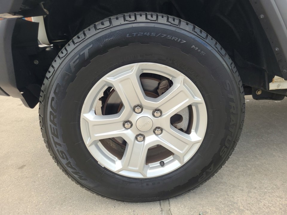 Used 2019 Jeep Wrangler Unlimited Sport S image 31