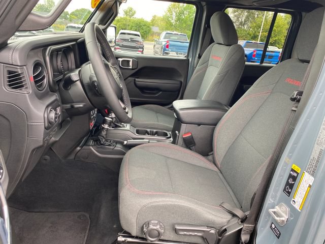 Used 2026 Jeep Gladiator Rubicon AWD/4WD image 15