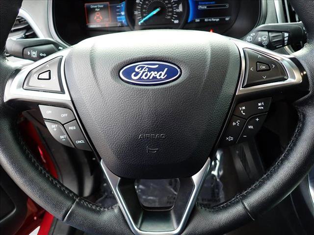 Used 2024 Ford Edge Titanium image 19