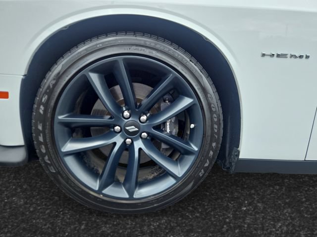 Used 2022 Dodge Challenger R/T w/ Plus Package RWD image 4