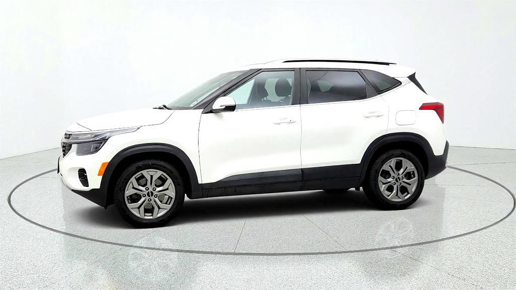 Used 2024 Kia Seltos S AWD/4WD image 8