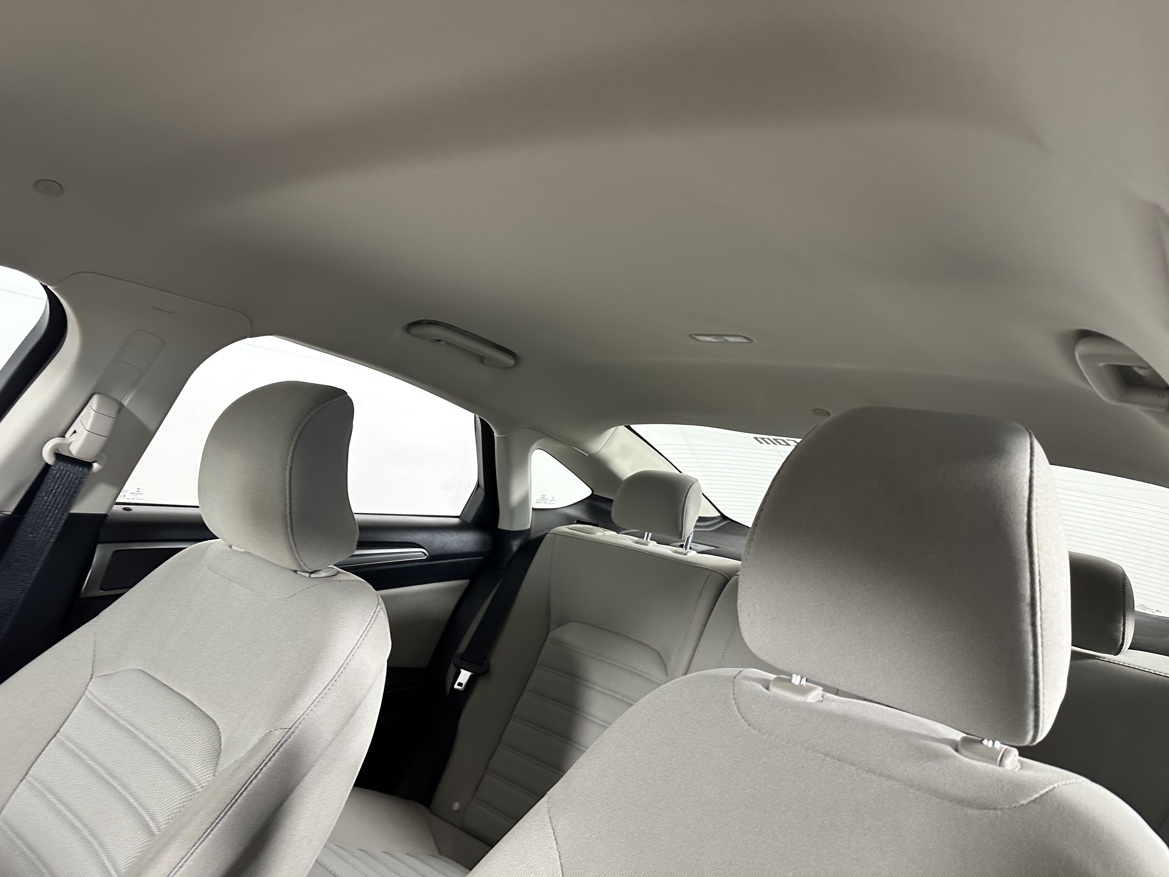 Used 2018 Ford Fusion S FWD image 9