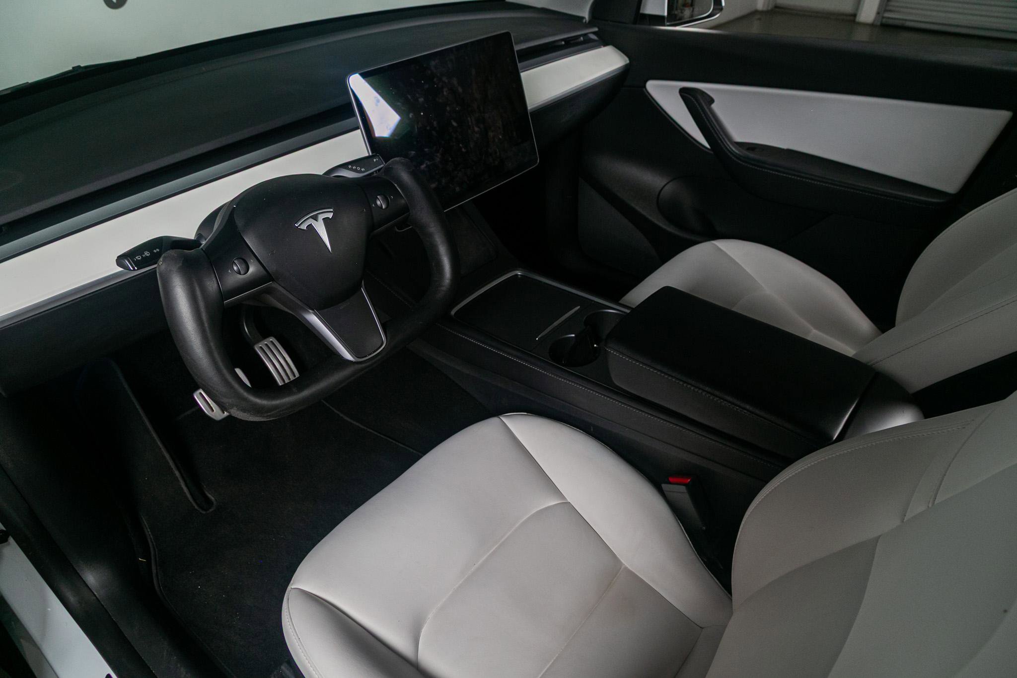 Used 2021 Tesla Model Y Performance image 2