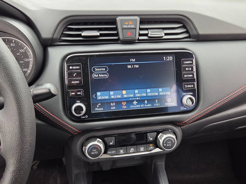 New 2025 Nissan Versa SR w/ Trunk Package FWD image 17