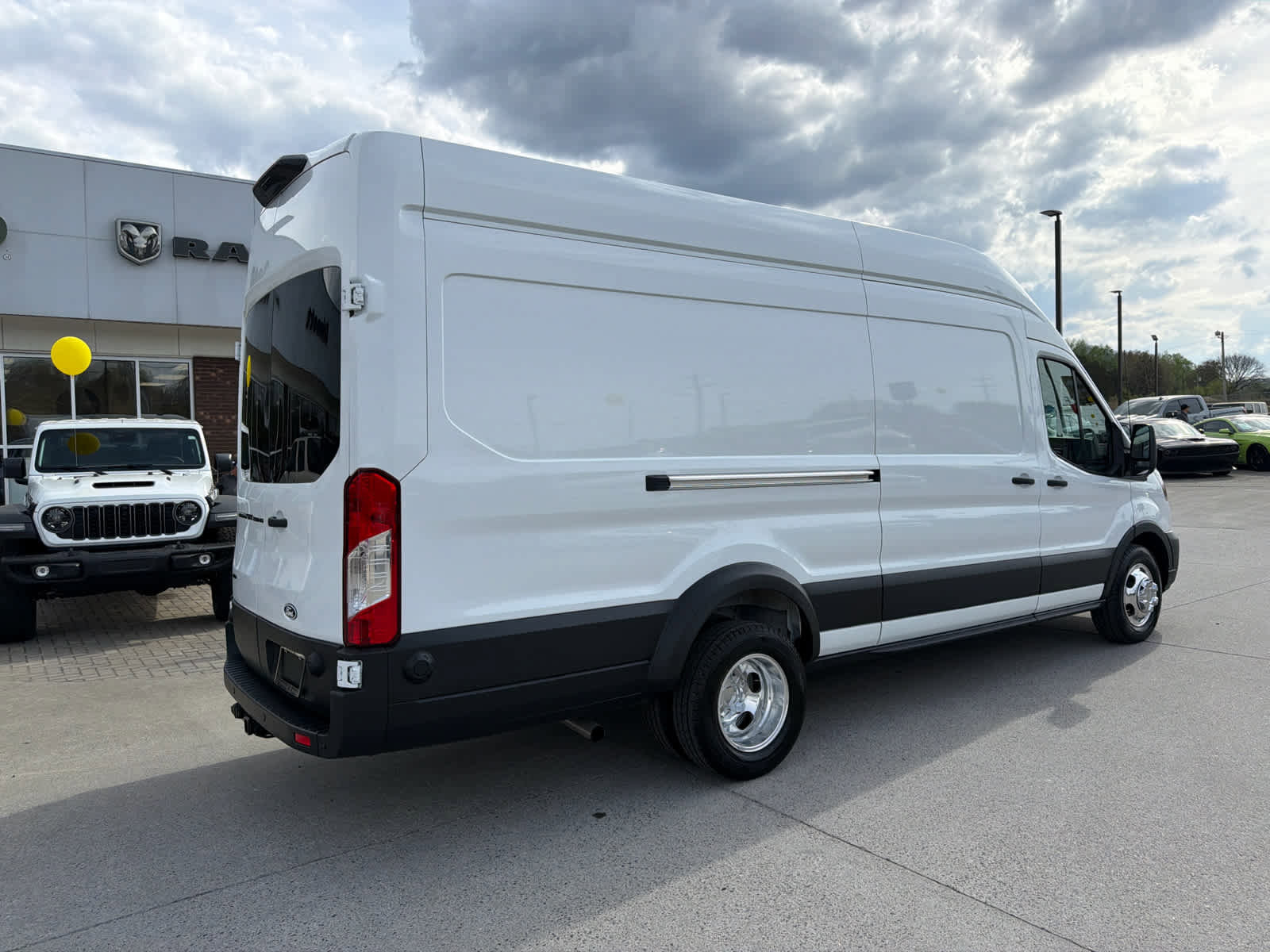 Used 2026 Ford Transit 350 148 High Roof Extended DRW image 6
