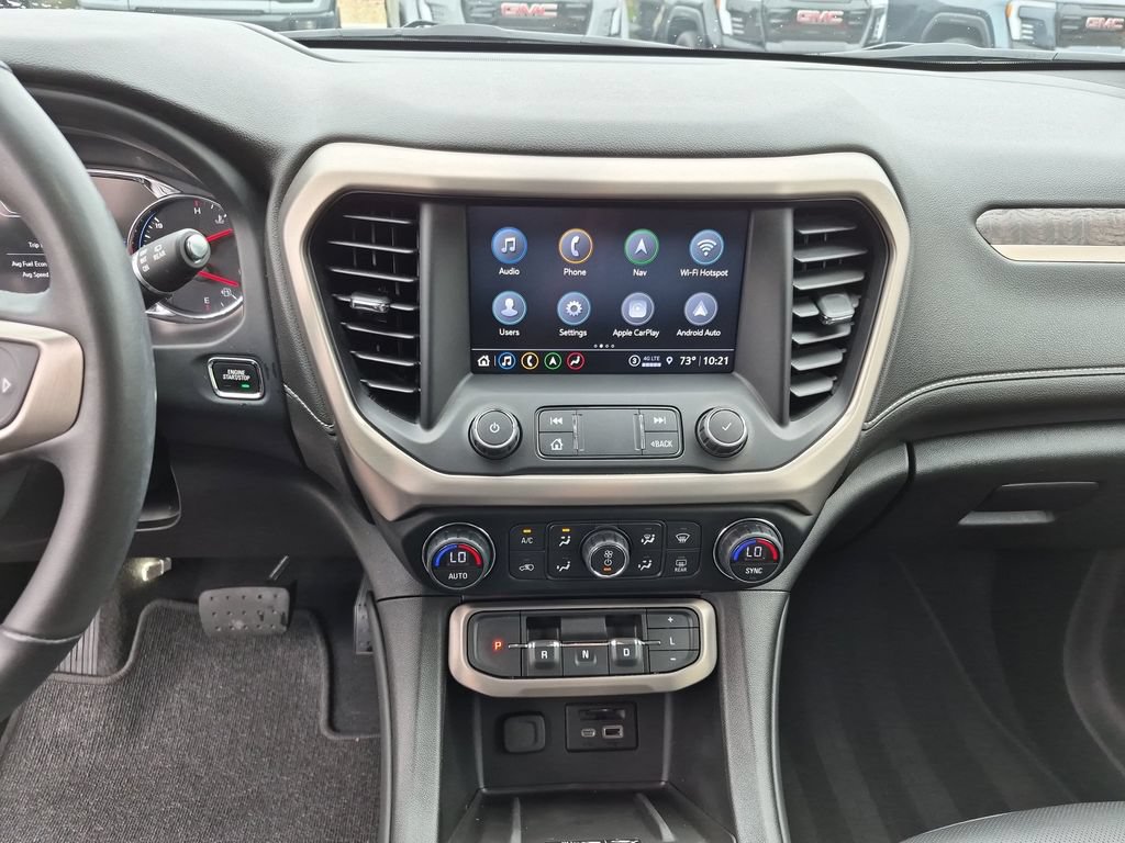 Used 2022 GMC Acadia Denali w/ Denali Ultimate Package FWD image 25