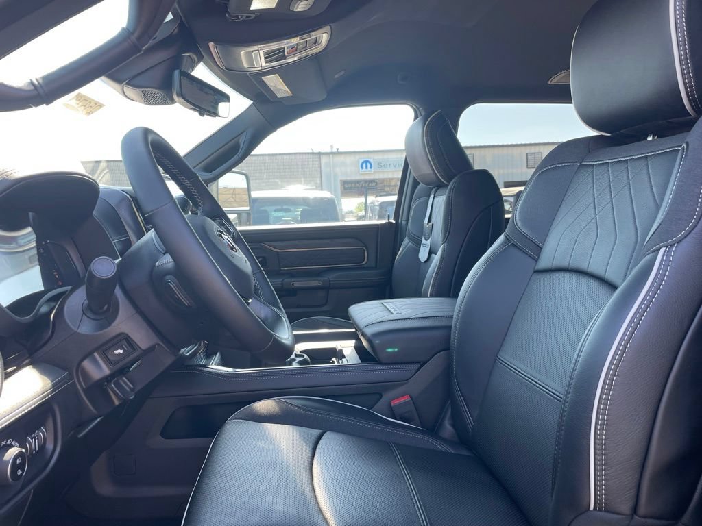 New 2026 RAM 2500 Limited AWD/4WD image 2