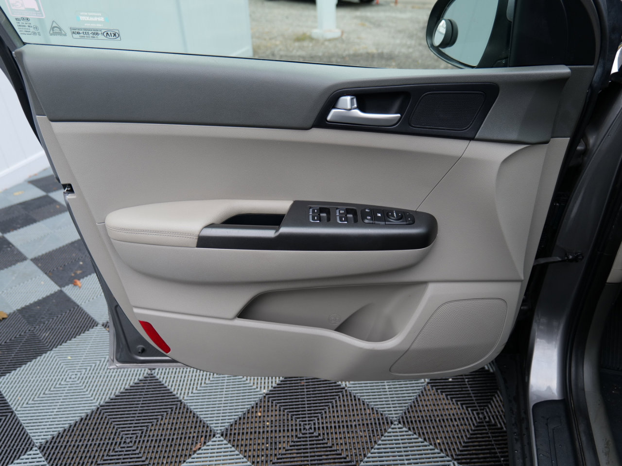 Used 2019 Kia Sportage LX w/ LX Popular Package image 13