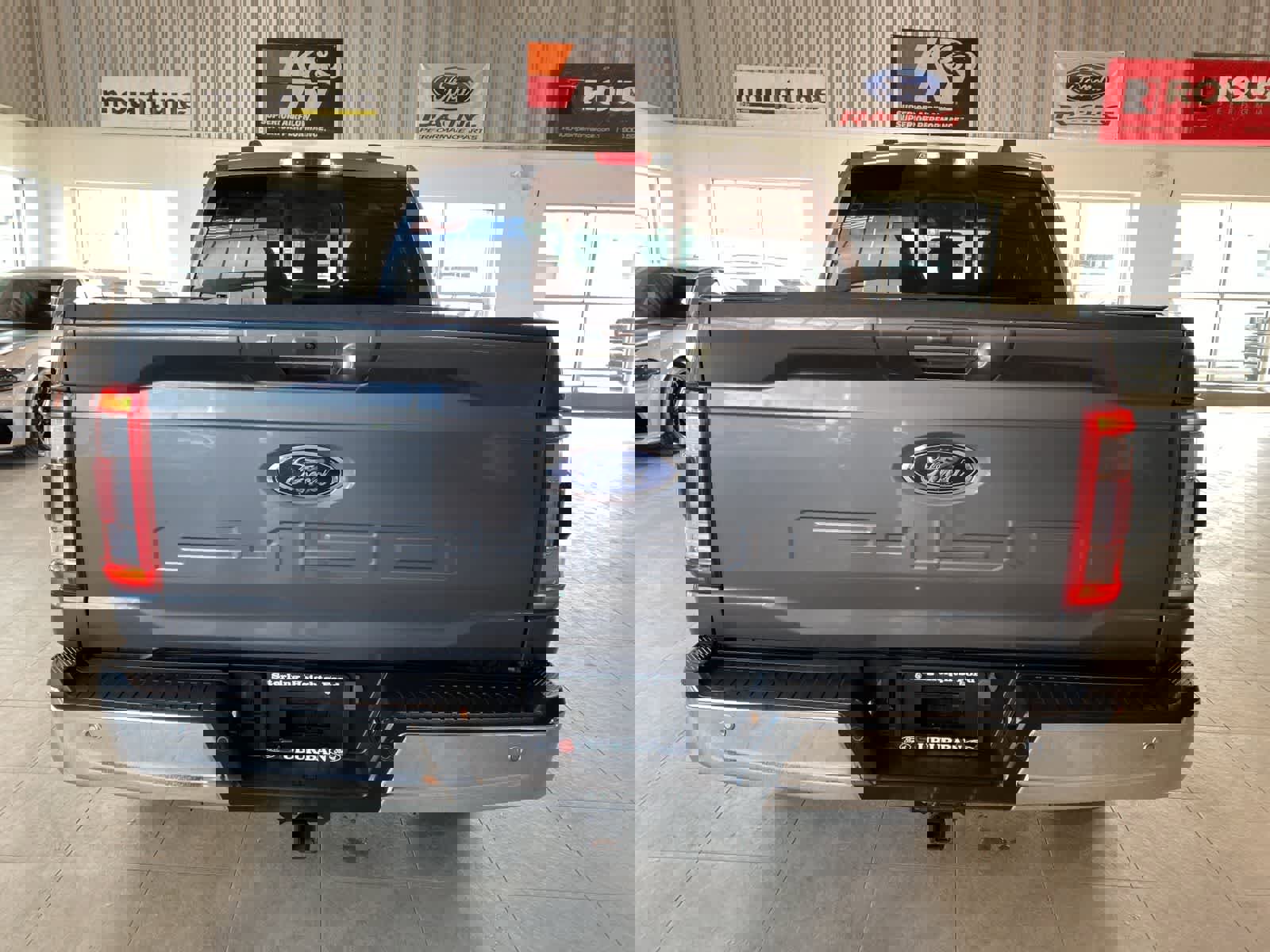 Used 2023 Ford F150 Lariat w/ Equipment Group 502A High image 4