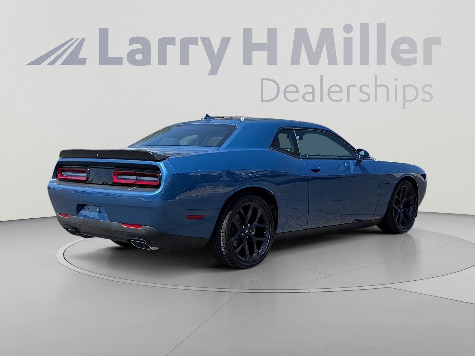 Certified 2023 Dodge Challenger R/T w/ Blacktop Package RWD image 6