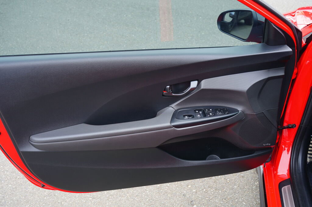 Used 2019 Hyundai Veloster N N w/ Performance Package image 20