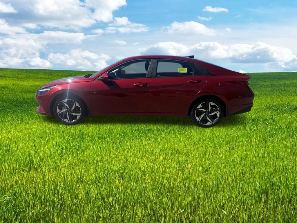 Used 2023 Hyundai Elantra SEL w/ Convenience Package FWD image 8